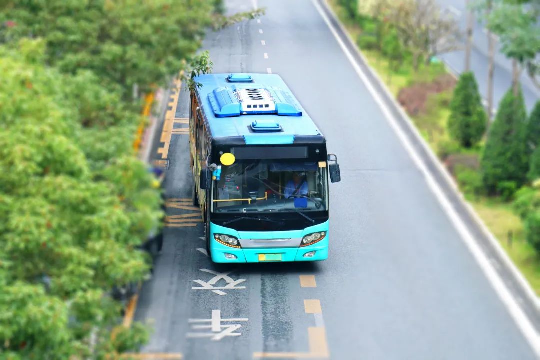 喜訊!| 青島成全國首個城鄉公交全域覆蓋副省級城市(圖1) 圖片