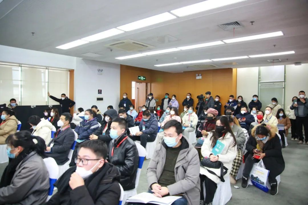 2022中國綠色交通發展高峰論壇暨中國智慧公交發展高峰論壇(圖12)